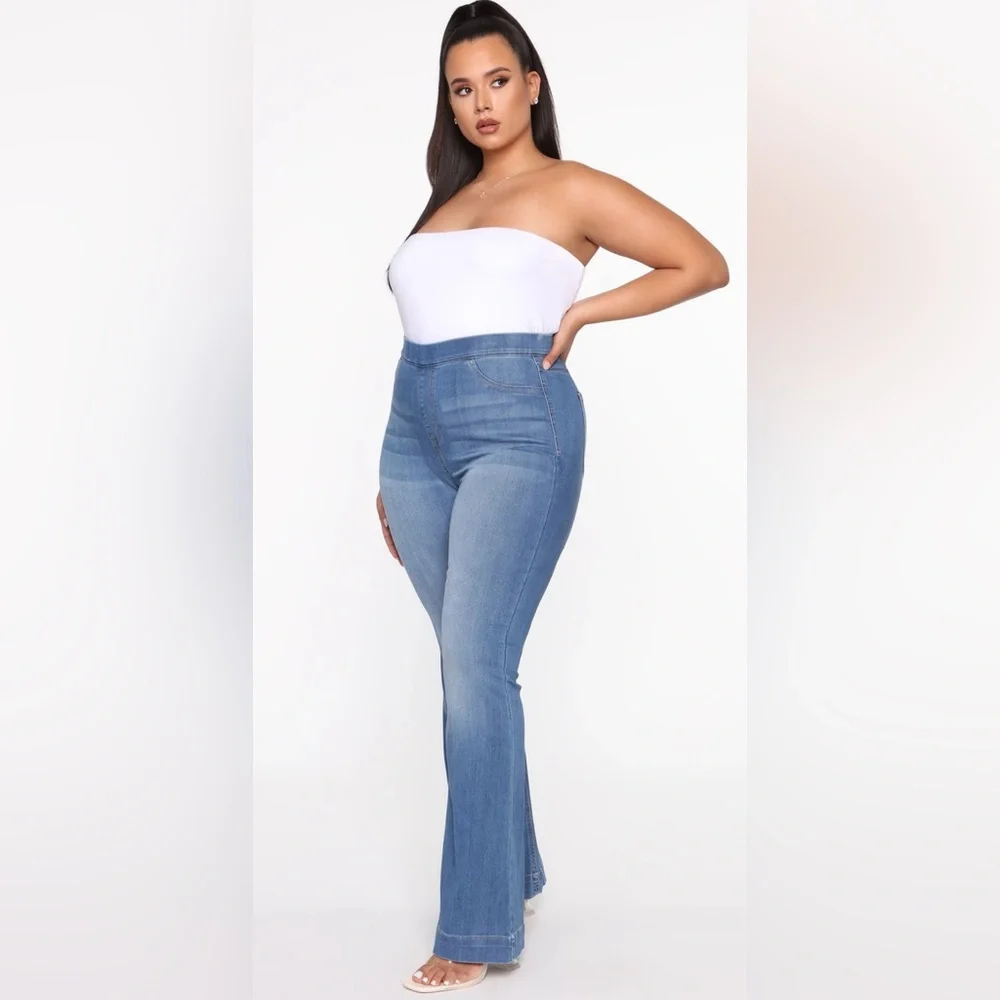 Fashion Nova Start Something Mid Rise Flare Jeans, Light Blue Wash, XL, NWT - Picture 8 of 11